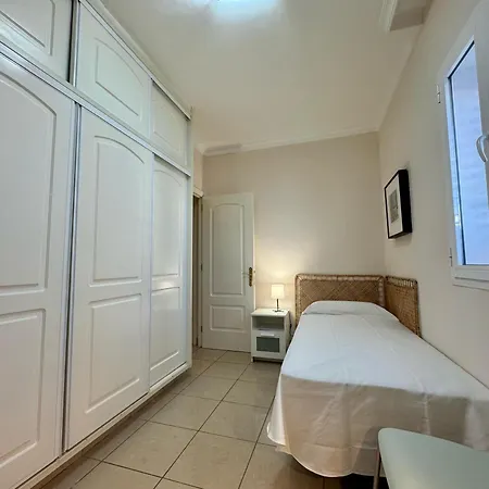 Apartamento Mesa Y Lopez *